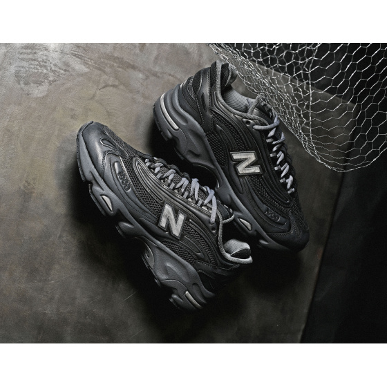 New Balance M1000 F Black Metallic