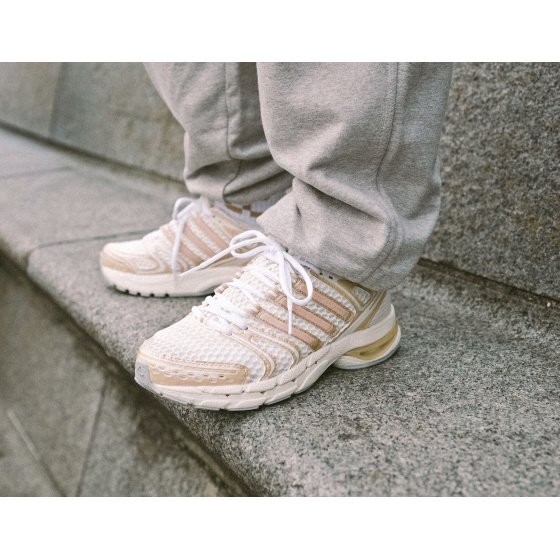 adidas W Adistar Control 5 Off White Blush Pink
