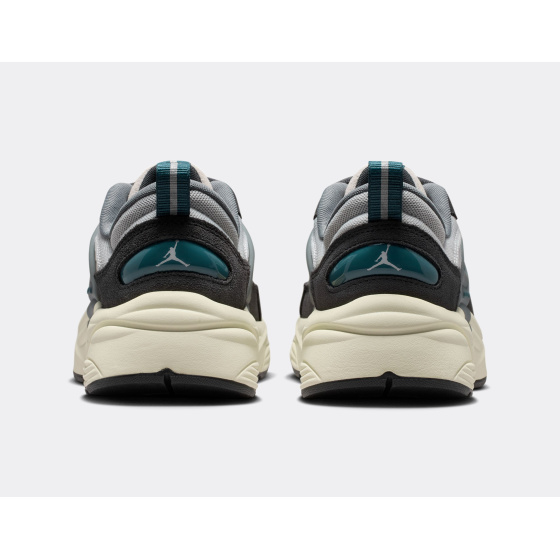 Jordan Trunner O/S Photon Dust Ash Green