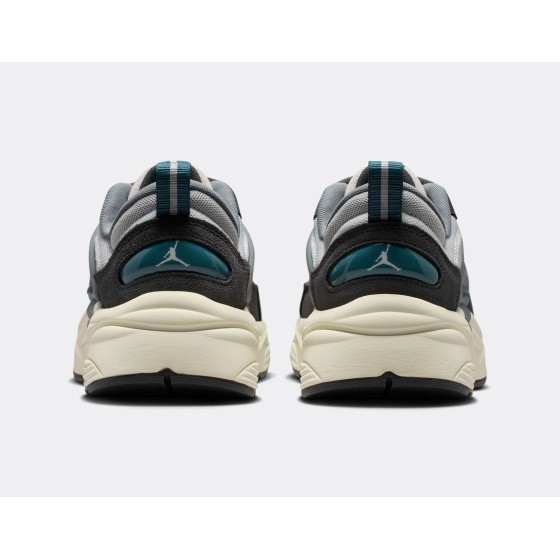 Jordan Trunner O/S Photon Dust Ash Green
