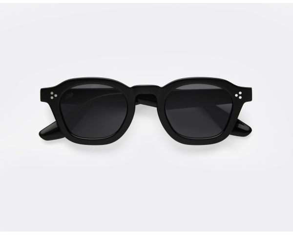 Akila Logos Black