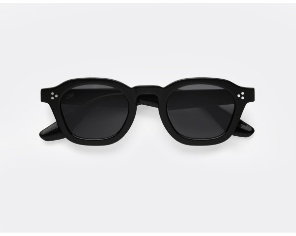 Akila Logos Black