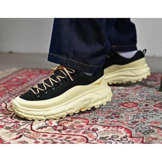 Hoka Tor Summit Black Pampas Green