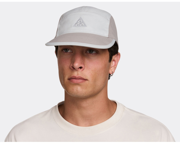 Nike ACG Fly Cap Photon Dust