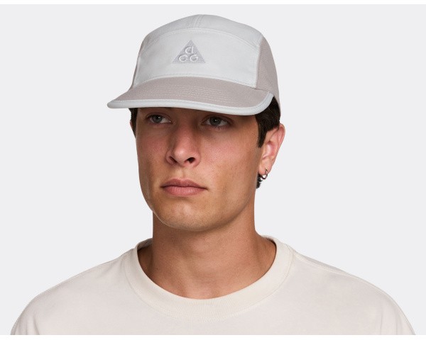 Nike ACG Fly Cap Photon Dust