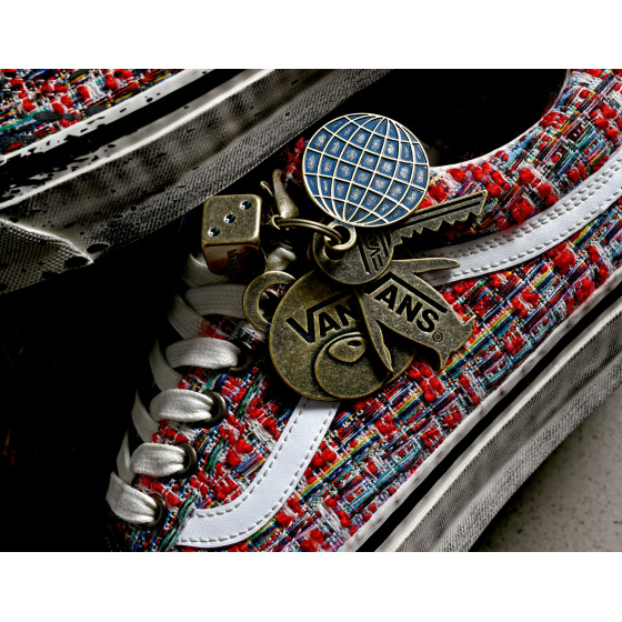 Vans LX Old Skool Charms Red Black