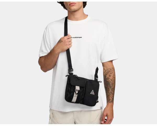 Nike ACG Daymax Crossbody Bag Black College Grey