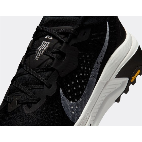 Nike ACG Zegama Trail Black Summit White