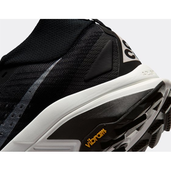 Nike ACG Zegama Trail Black Summit White