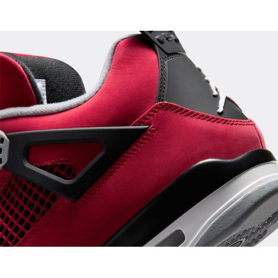 Jordan Air Jordan 4 Retro Toro Bravo