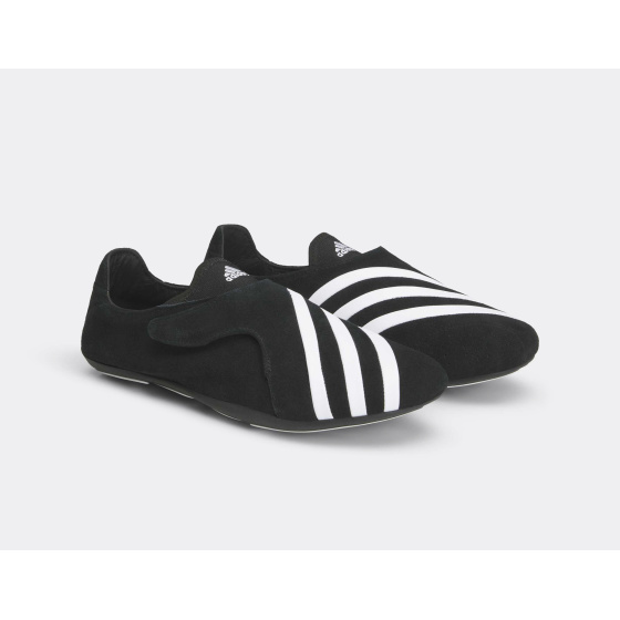 adidas Pharrell Williams Vario Flat Earther Black White