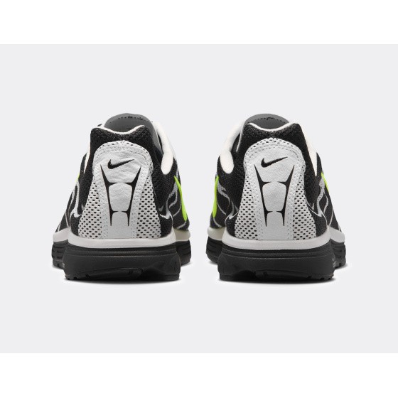 Nike Zoom Streak 3 Black Volt
