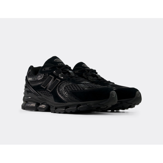 New Balance 1954R Black