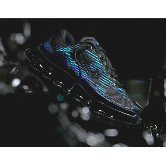 Nike Air Liquid Max Black Radiant Blue