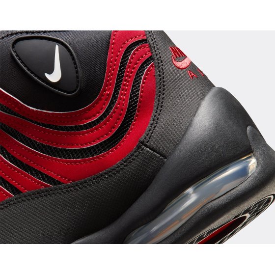 Nike Air Bakin High SP Varsity Red