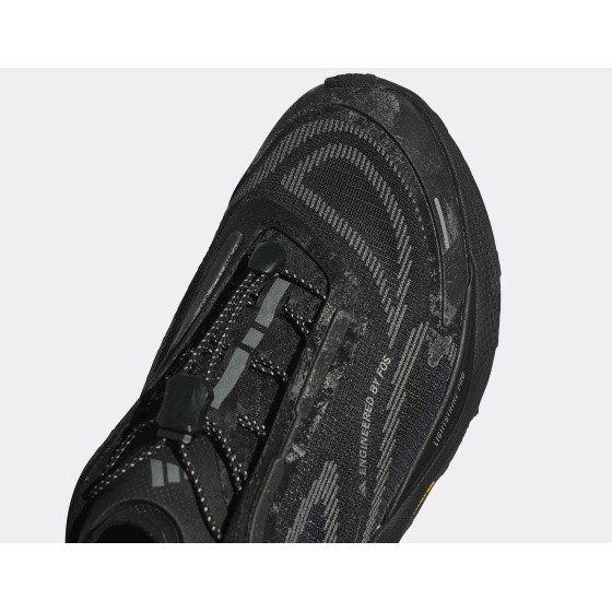 adidas Holo Peak Core Black Iron Metallic