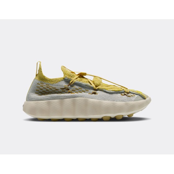 Nike Mind 002 Flyknit Light Bone Saturn Gold